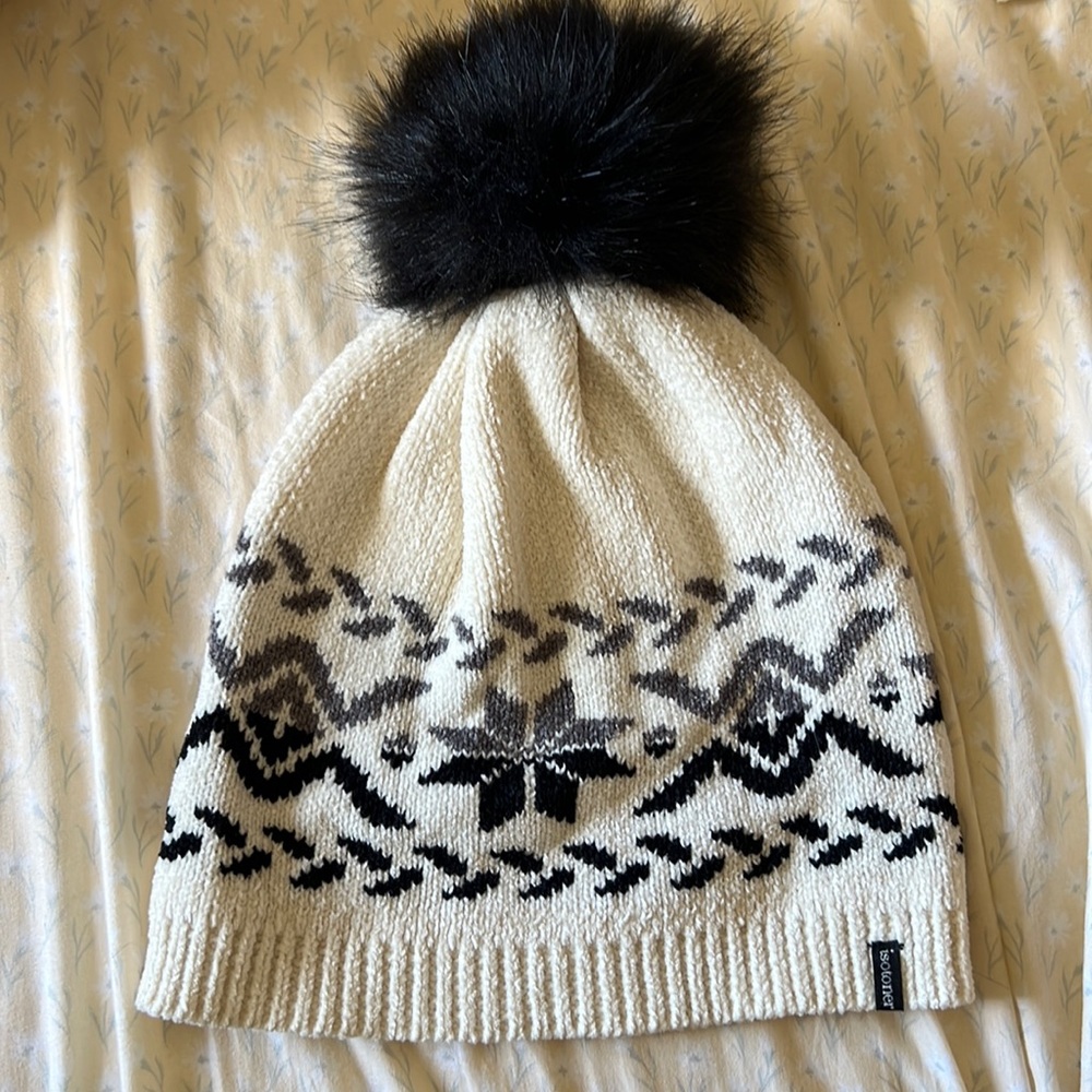 Isotoner cream colored beanie with big black poof